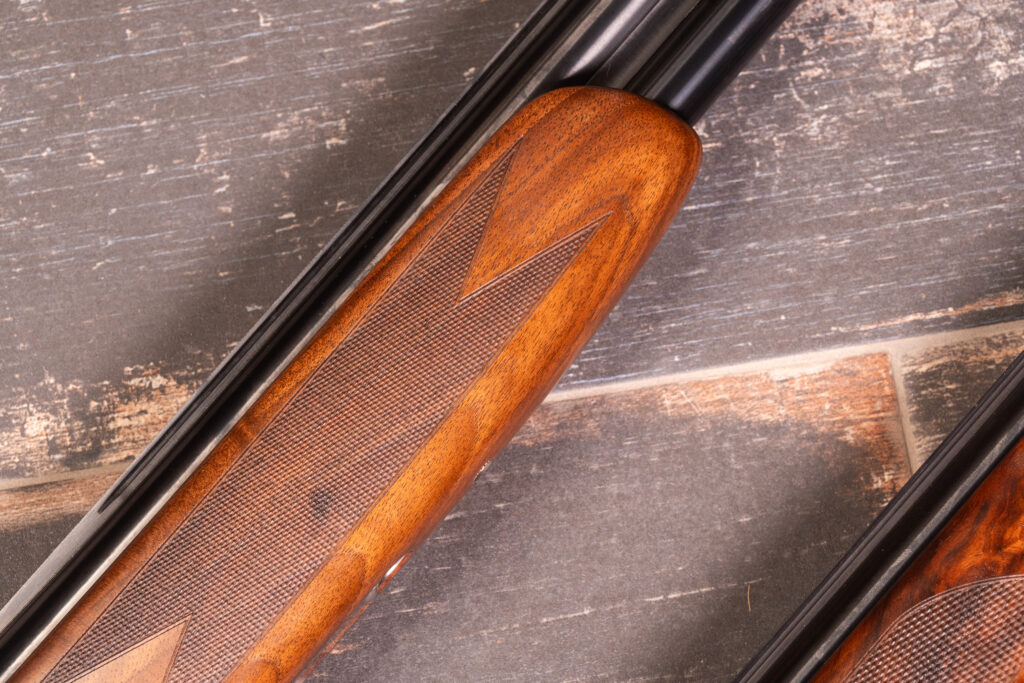 EELL Diamond Pigeon Rounded Forend
