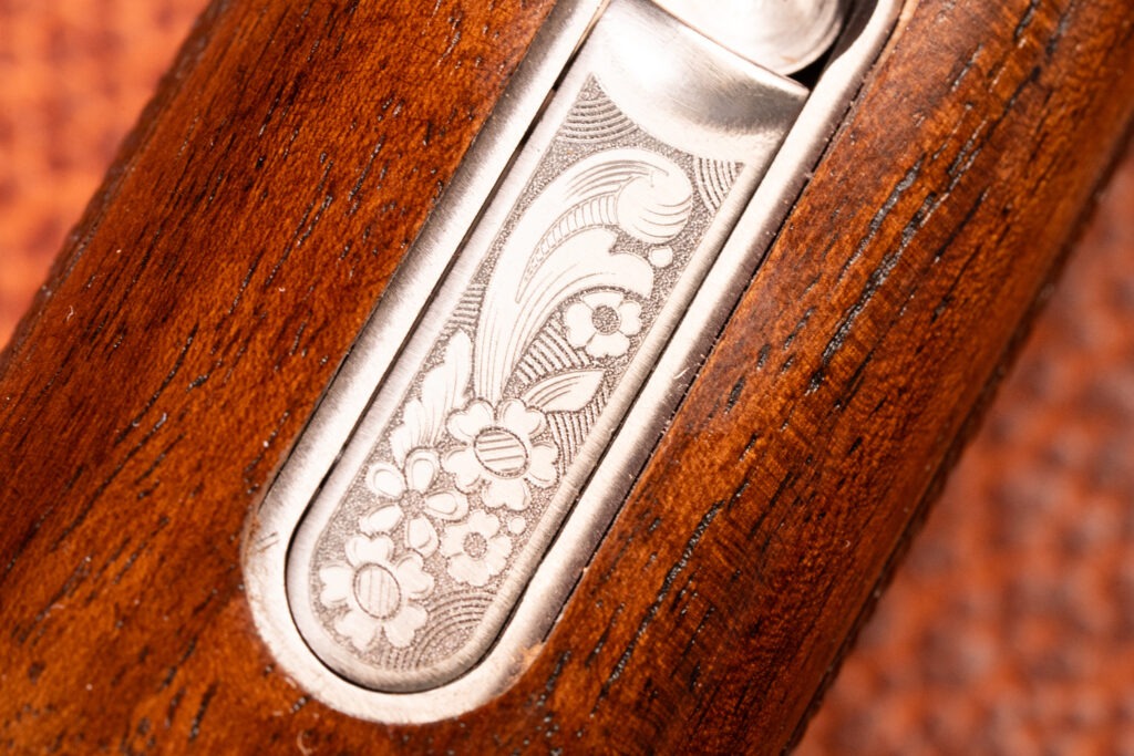 JDR02232