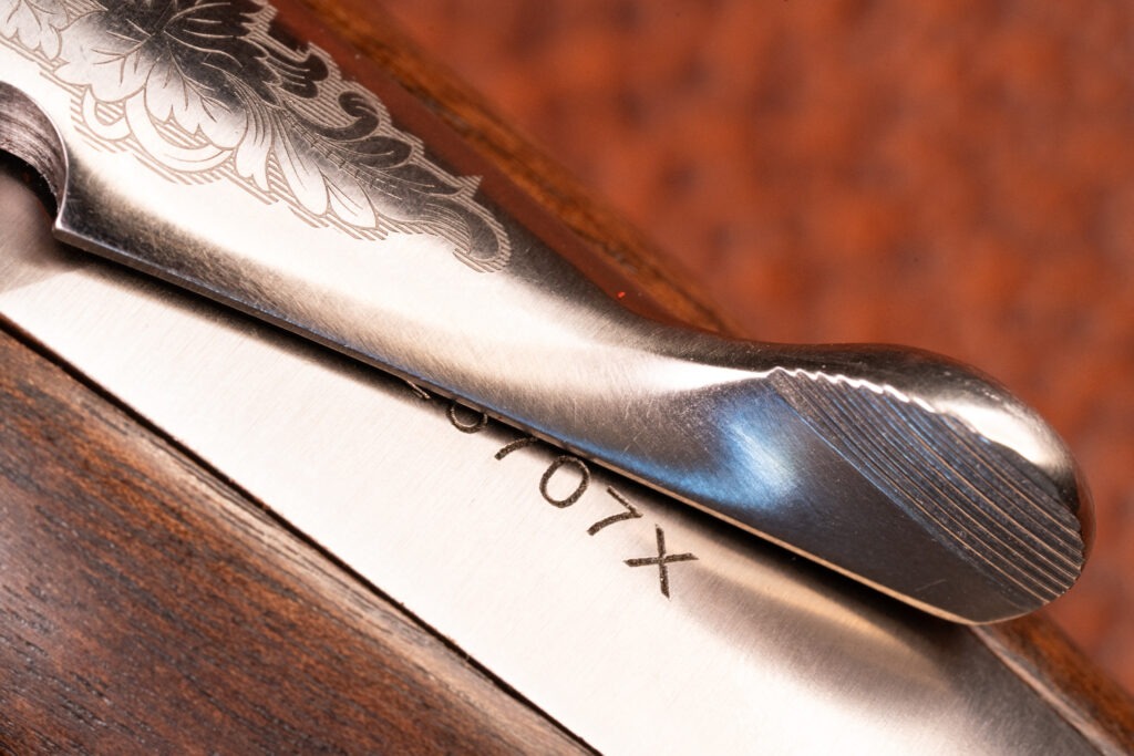 Silver Pigeon Top Lever